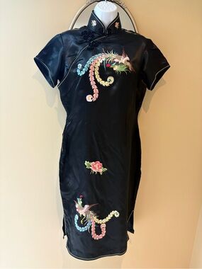 Vintage Golden Bee Embroidered Cheongsam Dress Qipao Floral & Phoenix Motif 38